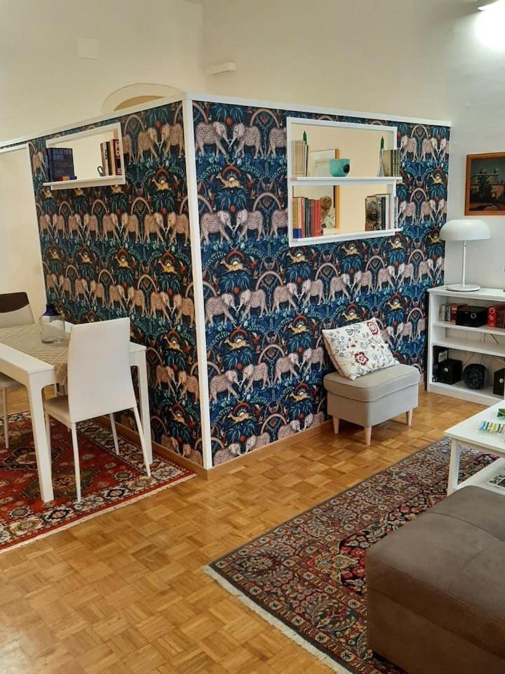 شقة Charming Loft In Piazza Di Spagna روما المظهر الخارجي الصورة