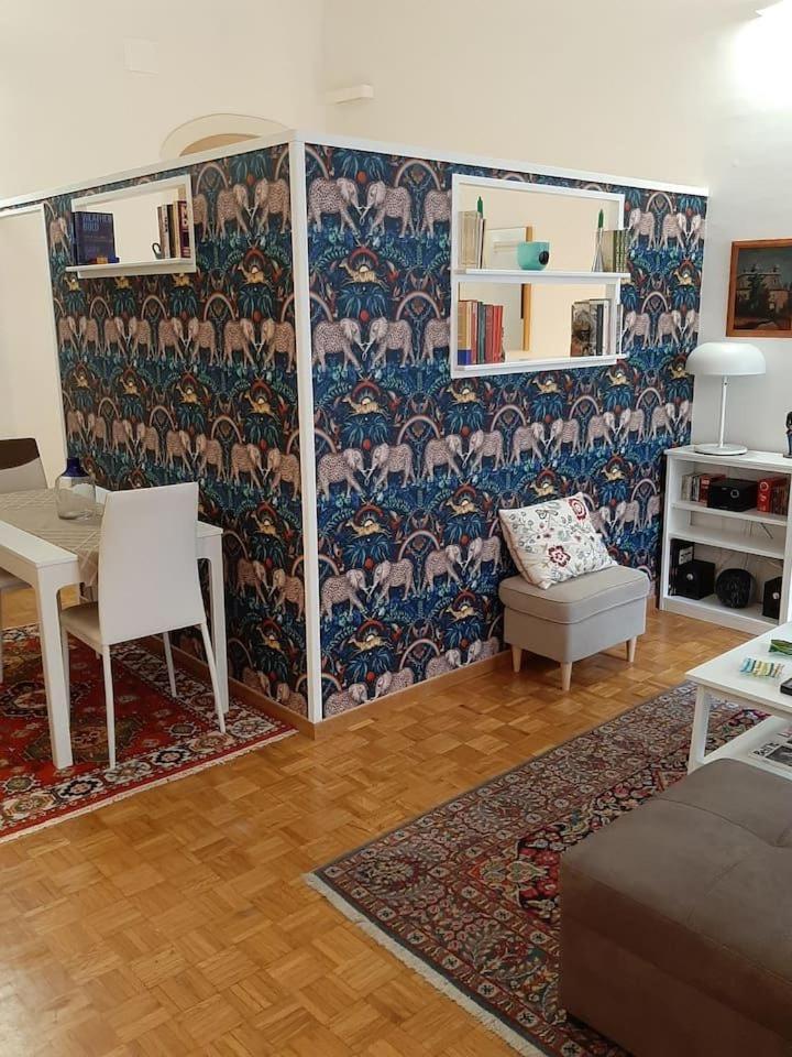 شقة Charming Loft In Piazza Di Spagna روما المظهر الخارجي الصورة